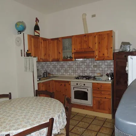 Via Chiaravalle 17 Gasthof *